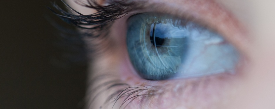 zoomed blue eye
